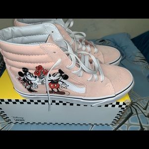 Disney Vans Sk8-Hi Mickey & Minnie